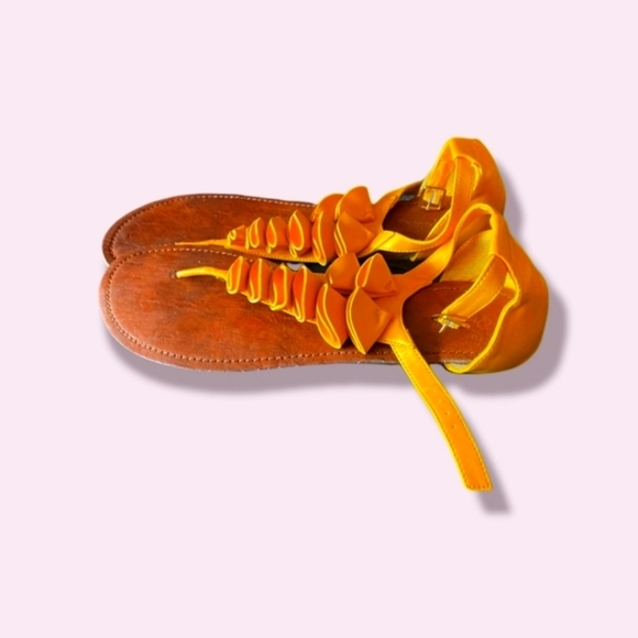 Summer ruffle strappy sandal - Picture 2 of 4